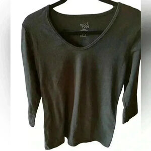 Mod Bod‎ black size large body con top. EUC . 3/4 sleeve.